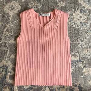 Zara Pink Ribbed Knit Crop Top